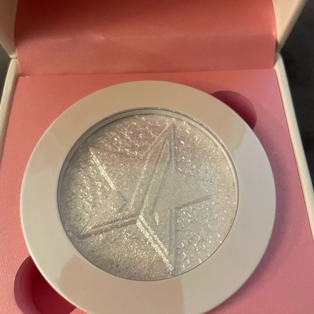 Jeffree Star Extreme Frost Highlighter - Picture 7 of 9